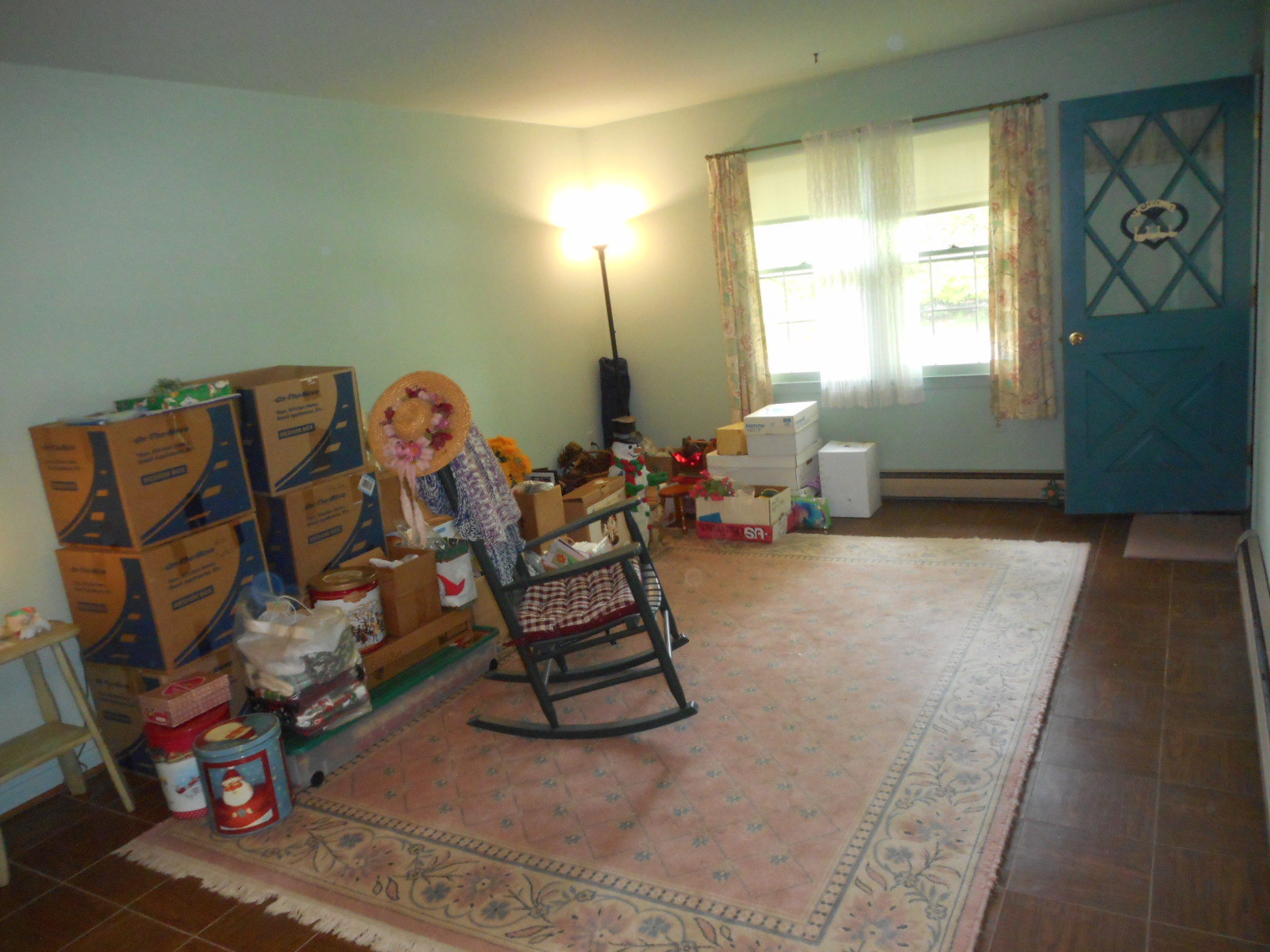 In Law Au Pair Living Dining Room Combo